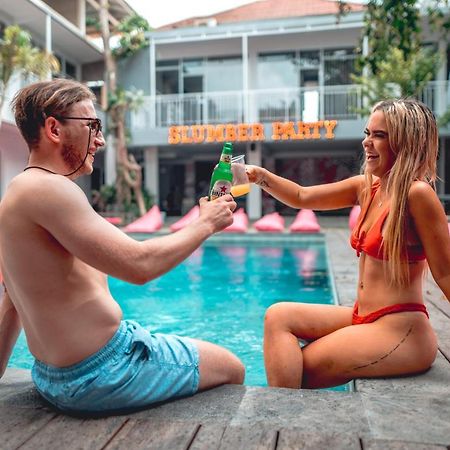 Slumber Party Hostel Canggu Екстериор снимка