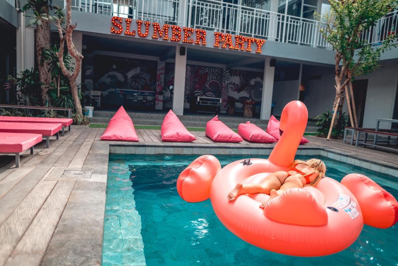 Slumber Party Hostel Canggu Екстериор снимка